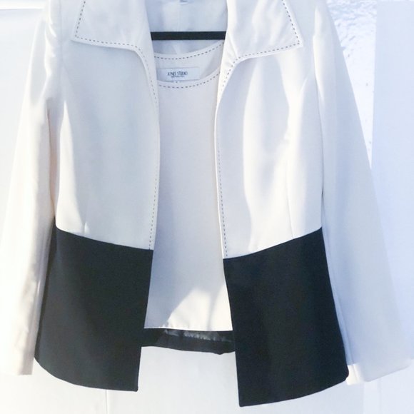 White and Black Dress Jacket and Top - Picture 3 of 10